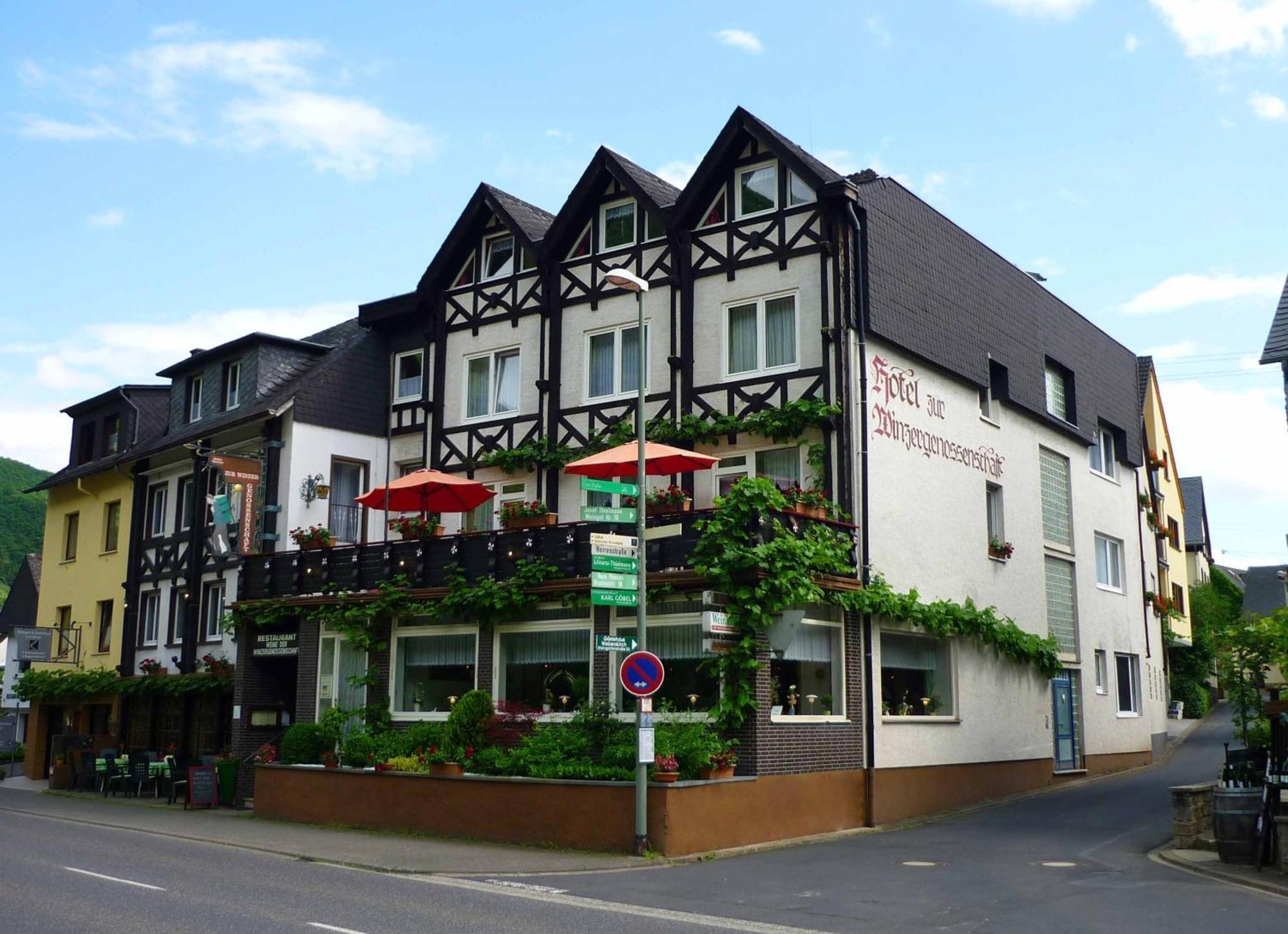 Hotel Zur Winzergenossenschaft Ernst Εξωτερικό φωτογραφία